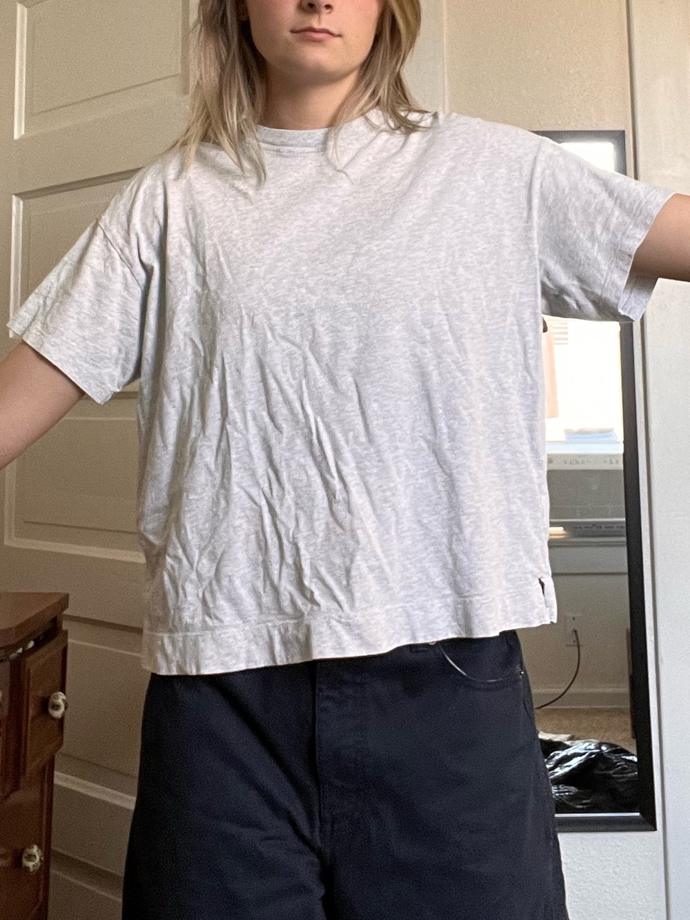 Old Navy Light Gray Short Sleeve Crew Tee